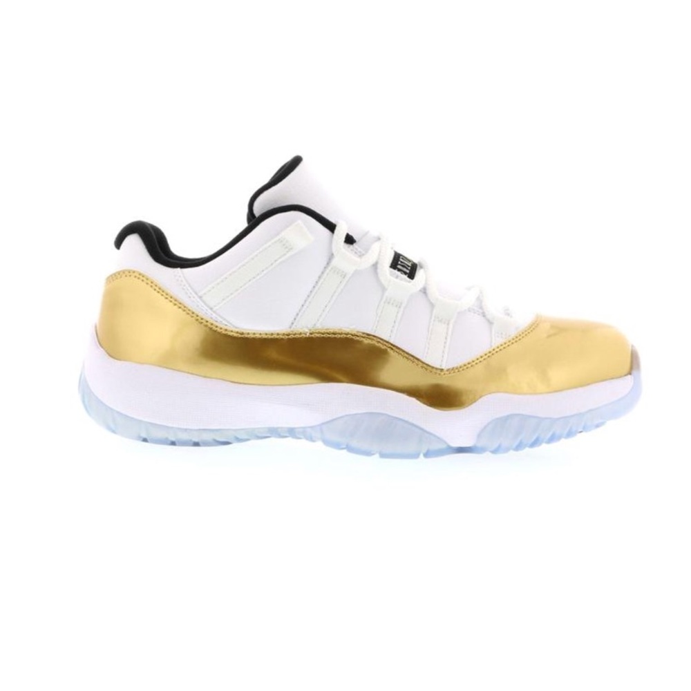 Nike Jordan 11 Ceremony Men Sz 8/Women 9.5 NEW.NWB